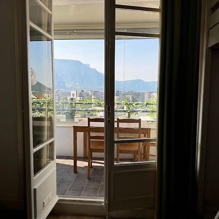 Le Rooftop Calme Et Terrasse A 1 Minute De La Gare Grenoble Ngoại thất bức ảnh