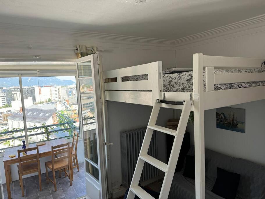 Le Rooftop Calme Et Terrasse A 1 Minute De La Gare Grenoble Ngoại thất bức ảnh